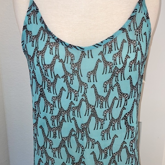 036: AMBIANCE APPAREL giraffe print swimsuit coverup in women’s size medium - Picture 3 of 9